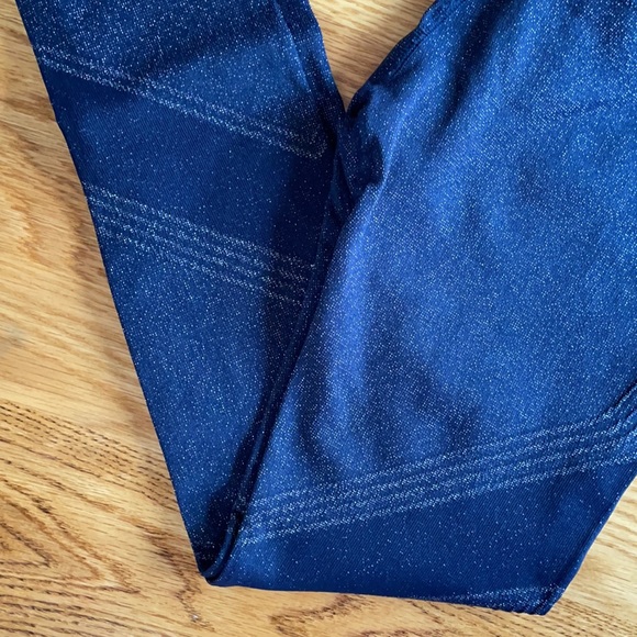 Athleta twilight tight size small - Picture 5 of 5